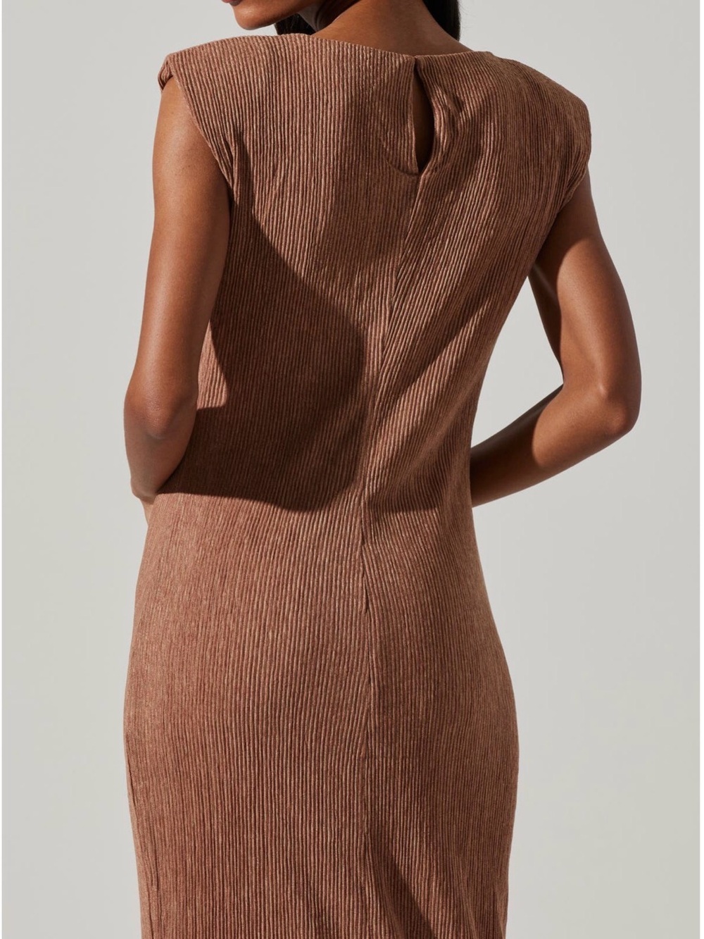 Brown Cap Sleeve Midi Dress - Picture 4 of 5
